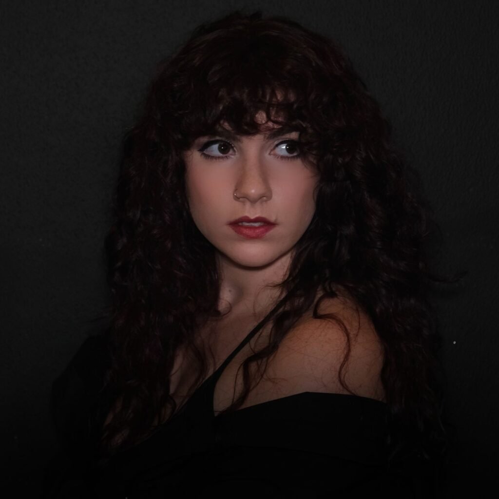 Singer-Songwriter Bex Lindsey Brings “The Process II” to Brooklyn’s Creative Hub GLR Books On October 17th, 2025